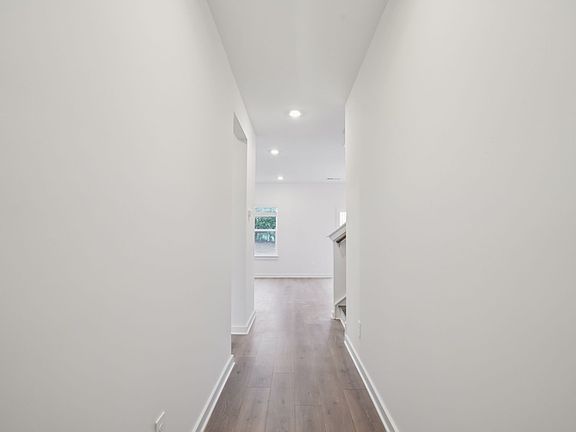 5th image of 2381 Woodmeadow Dr Lot 5