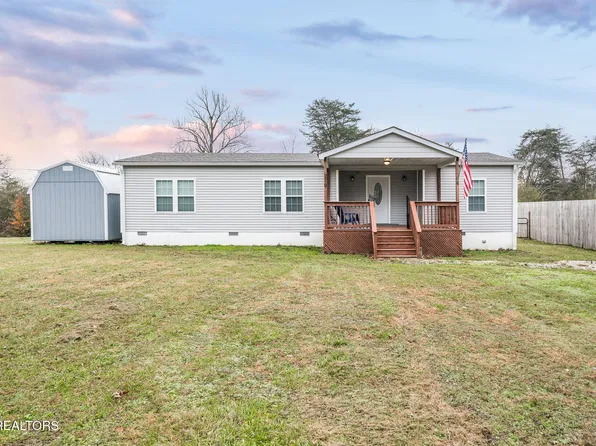 219 N Lowe Rd, Crossville, TN 38571
