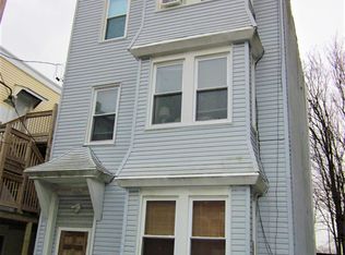 1 Ipswich Pl #3, Boston, MA 02128