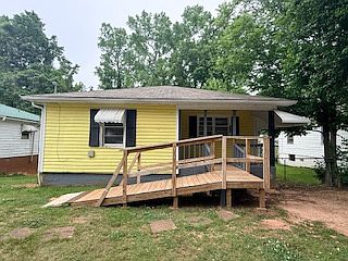1st image of 117 Realty St