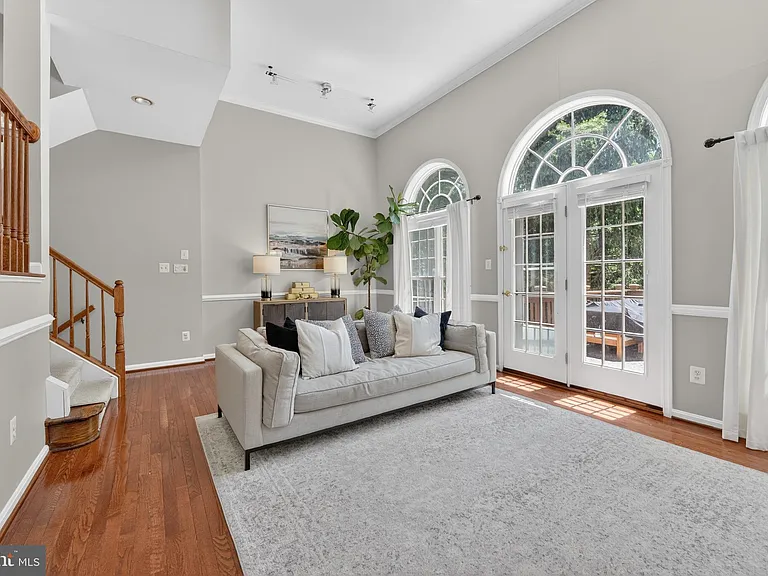 12003 Mill Rock Dr — Photo 16