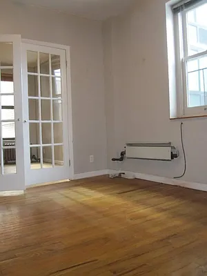 Rented by Town Residential | media 32