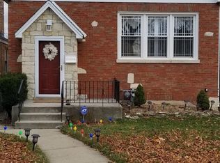 2003 S 18th Ave, Broadview, IL 60155