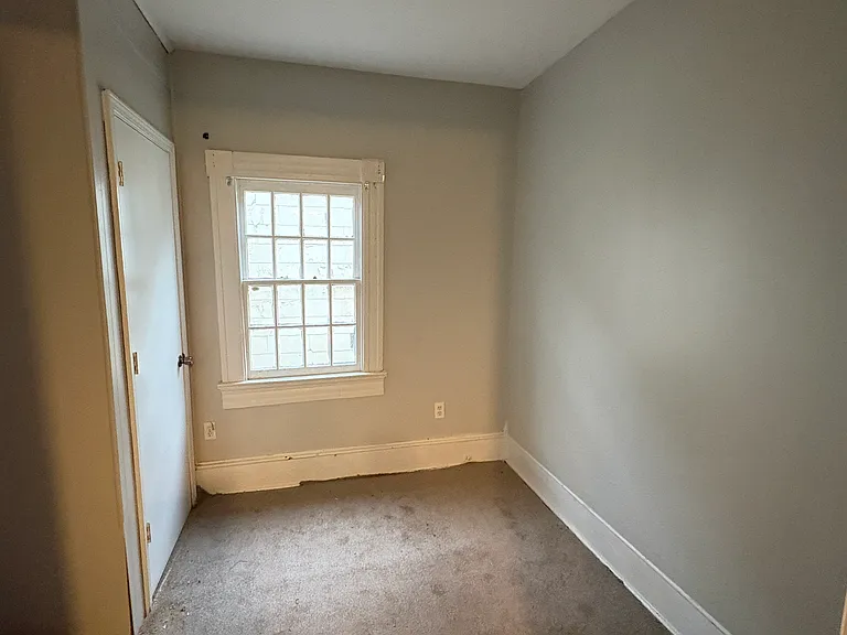 340 Buford St #B — Photo 5