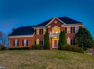 8941 Hollymeade Dr, Lorton, VA