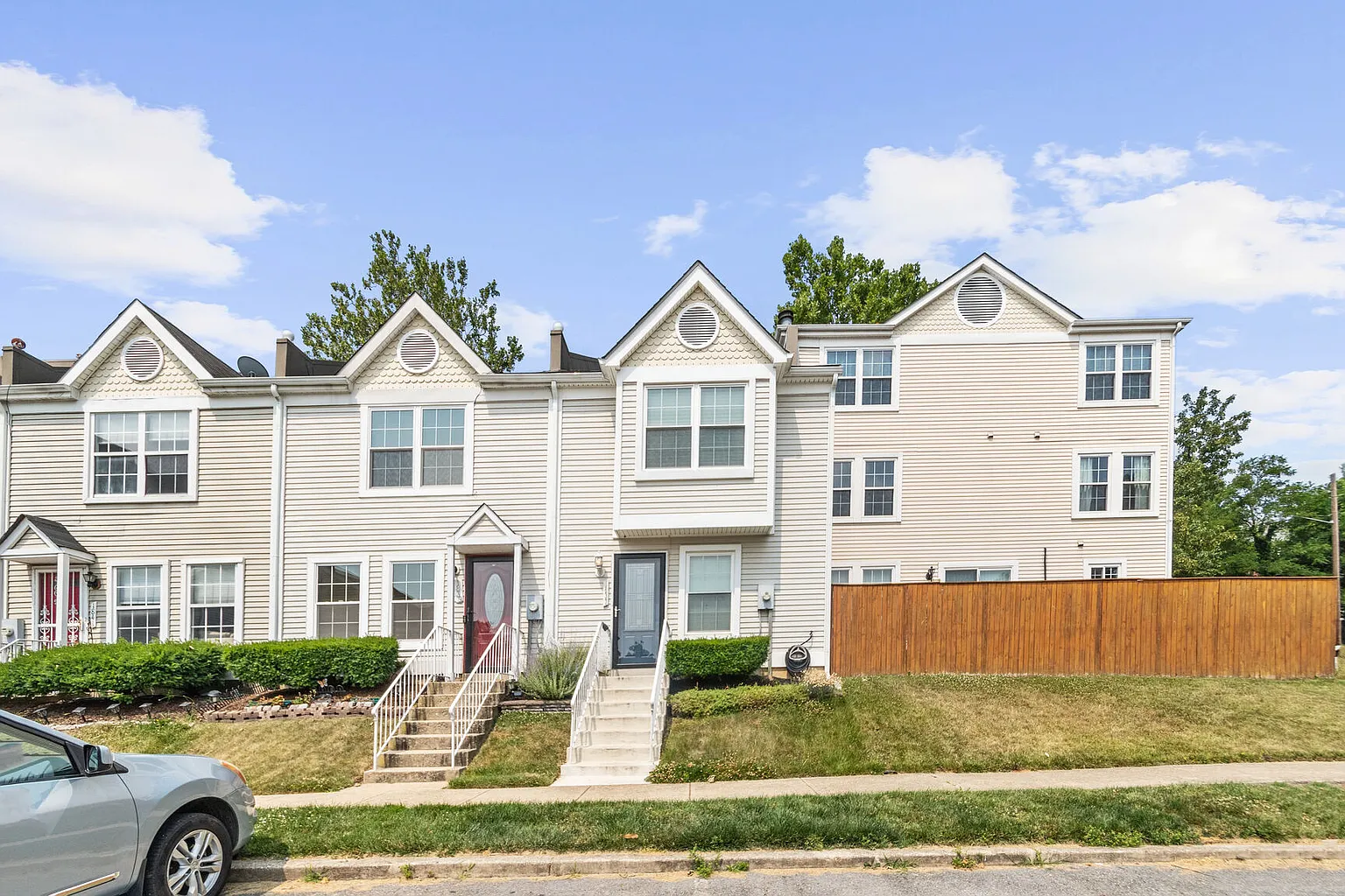 1837 Channing St NE photo 1
