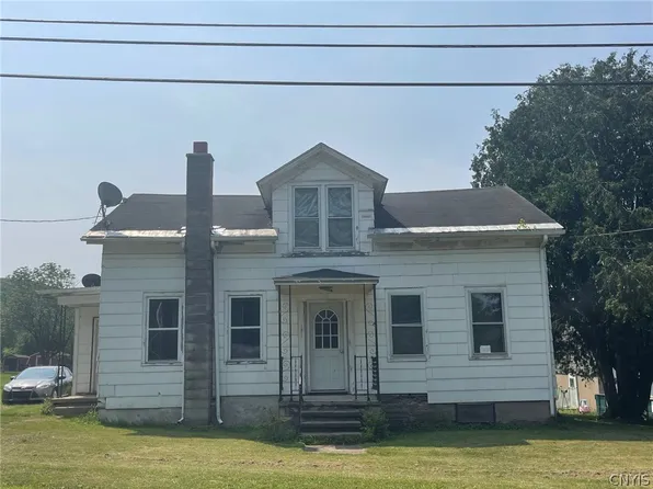 6222 E Hill Rd, Munnsville, NY 13409
