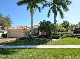 17628 Sealakes Dr, Boca Raton, FL 33498