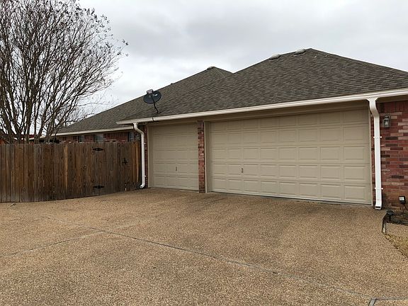3 car garage