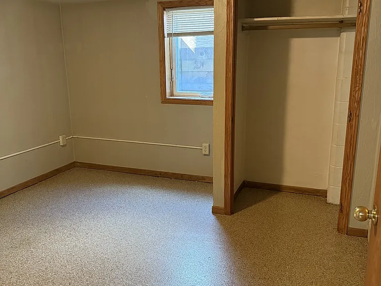 1036 Center St #B — Photo 7