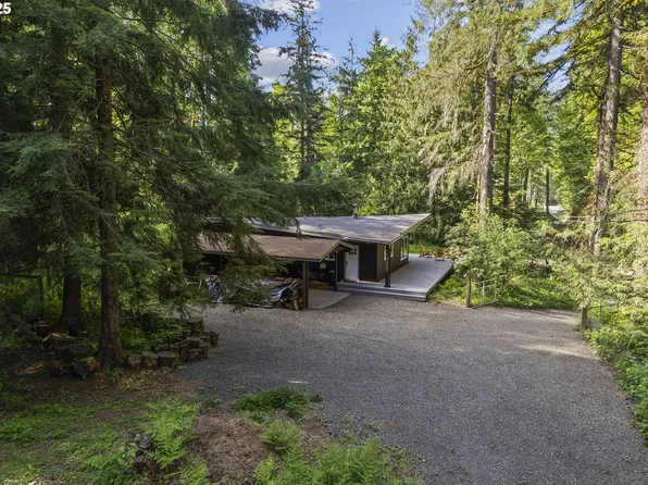 20939 E Country Club Rd, Brightwood, OR 97011