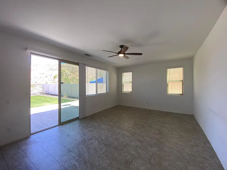 24550 Snapdragon Way — Photo 3