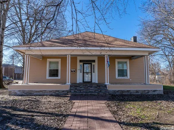 303 W Hazel St, Walnut Ridge, AR 72476