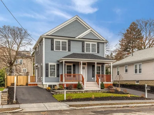 130 Edenfield Ave, Watertown, MA 02472