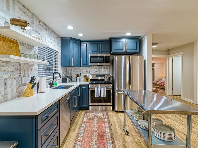 6815 Mount Shasta Ave — Photo 22