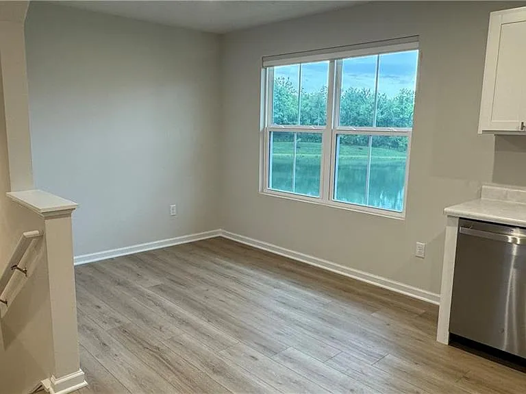4034 Hemlock Ct — Photo 13