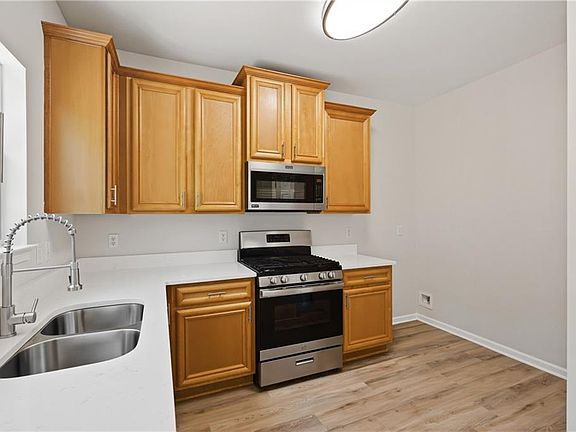 5th image of 6065 Hemperly Rd