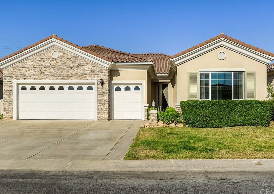 2nd image of 1590 Valhalla Ct