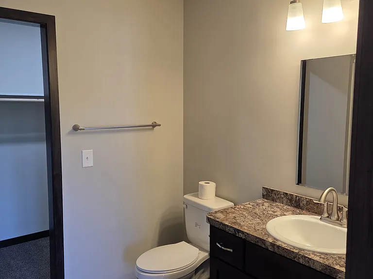 1029X Holton Ave — Photo 11