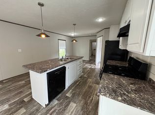242 Wallingford Dr, Hampton, GA 30228