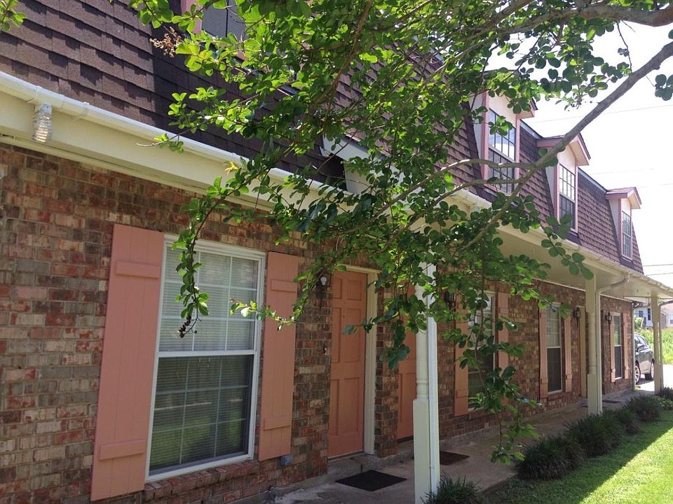 1st image of 50 Brandon Hall Dr