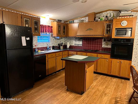 3rd image of 18717 Palmer Creek Dr