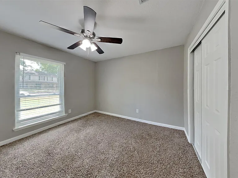 10210 Rippling Fields Dr — Photo 14