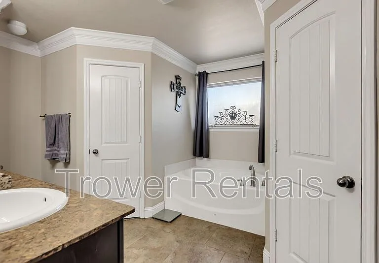 9915 Rainbow Dr — Photo 27