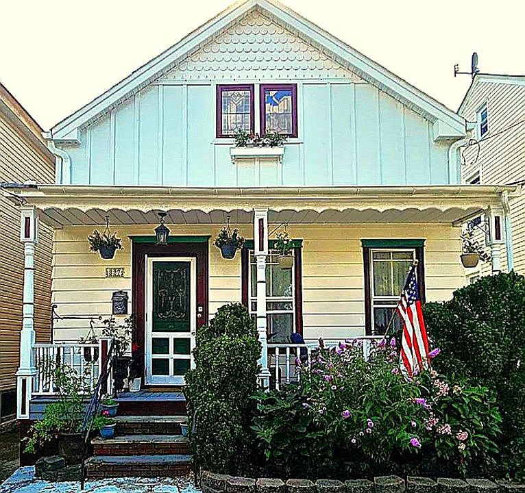 1st image of 327 Van Dyke Ave