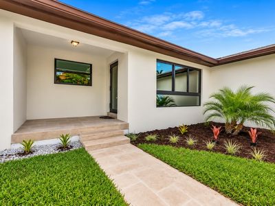 127 Calle Largo Drive, Hollywood, FL, 33021