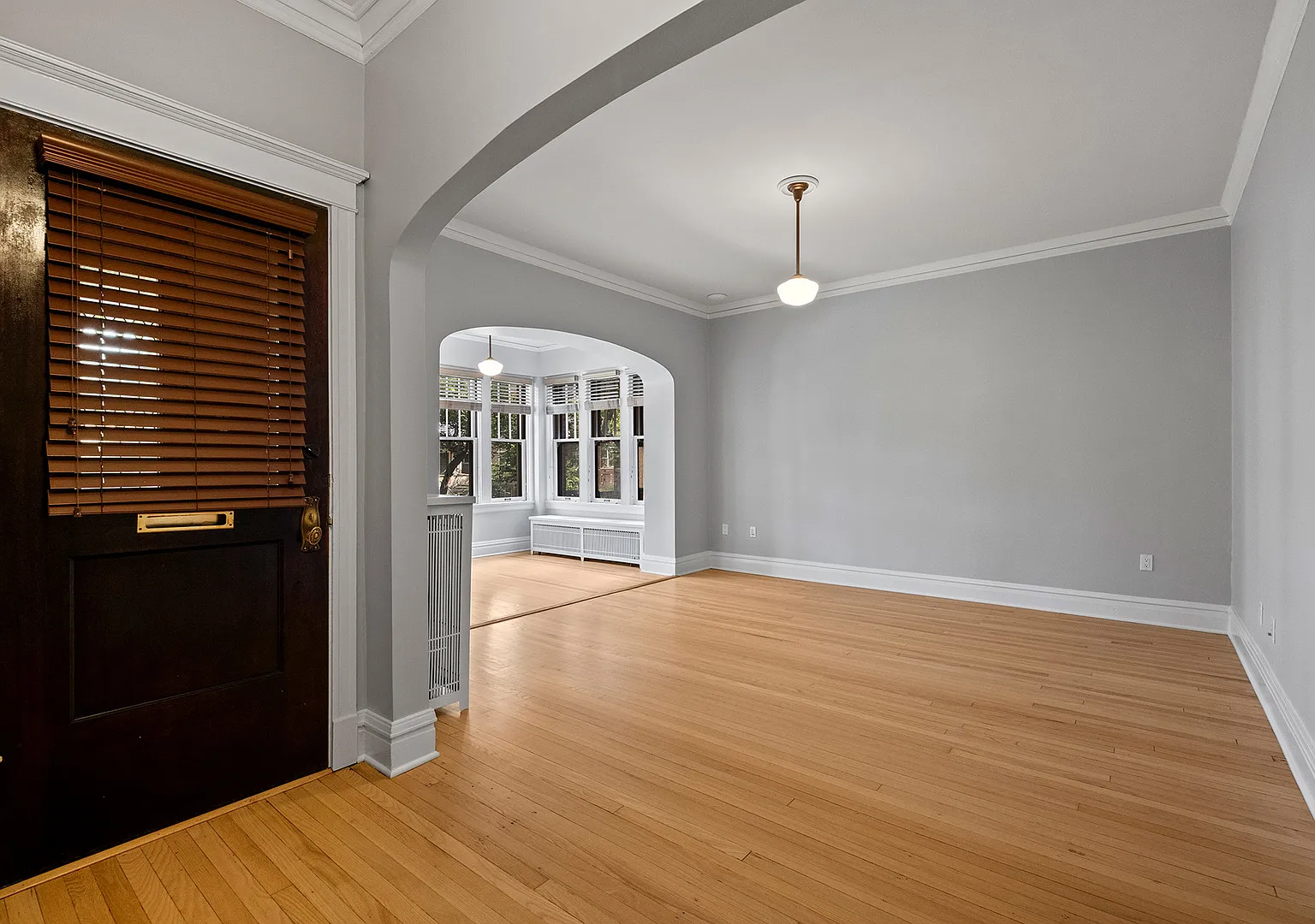 2 bed, 1680 sqft, $3,200 — Photo 2