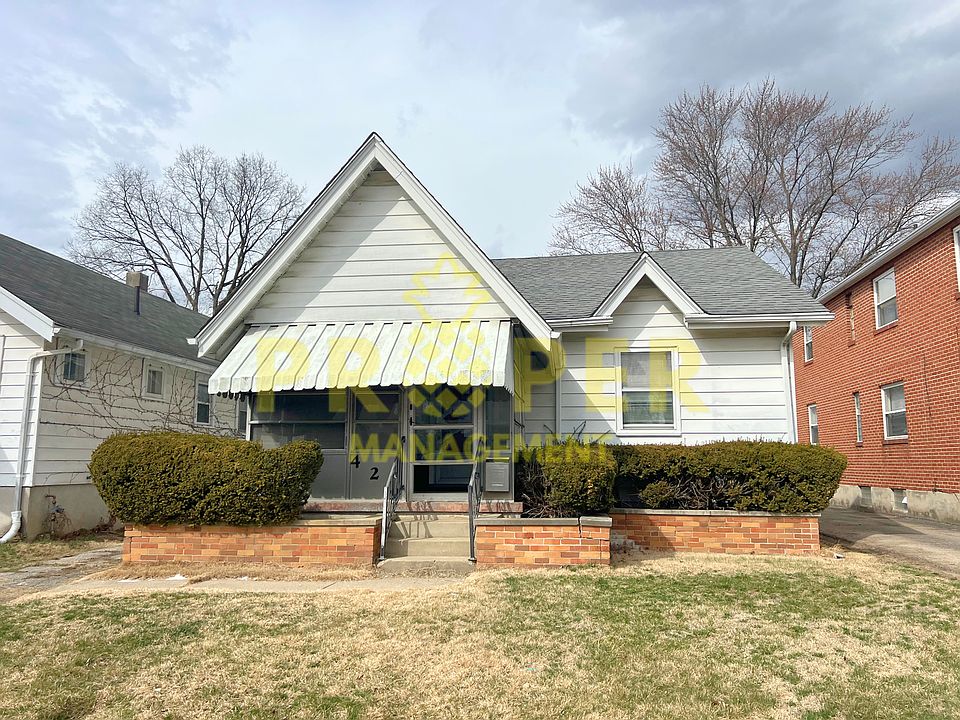 1st image of 429 Sandhurst Dr