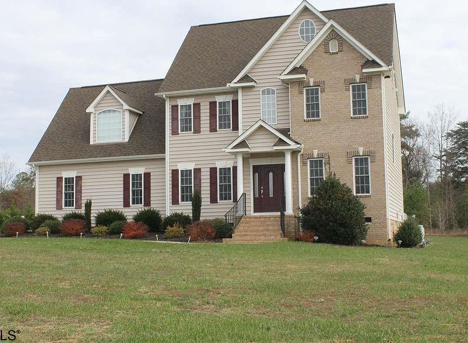 1st image of 129 Briar Cir