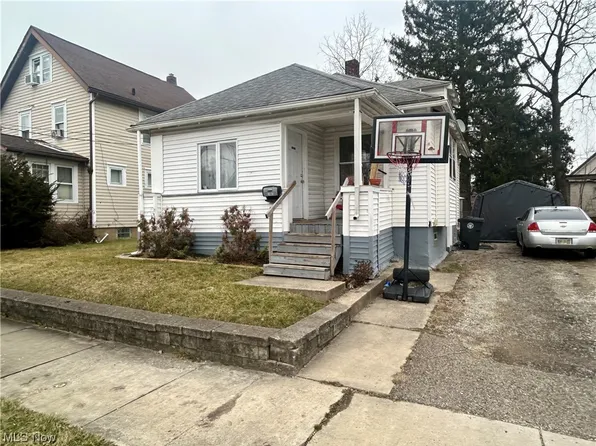 2191 19th St SW, Akron, OH 44314