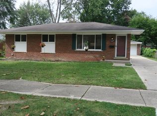 23609 Barfield St, Farmington Hills, MI 48336