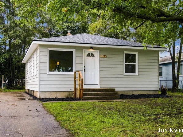 3715 Flamingo Ave SW, Wyoming, MI 49509