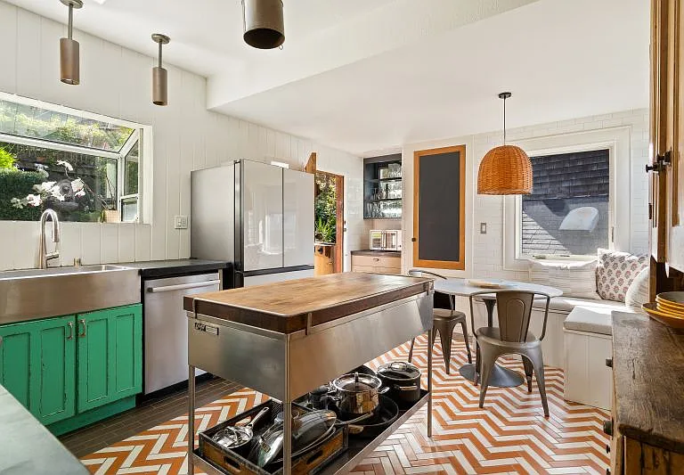 23 Glen Dr — Photo 10