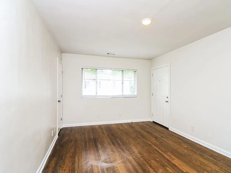 Enclave Oakhurst Village — Photo 15