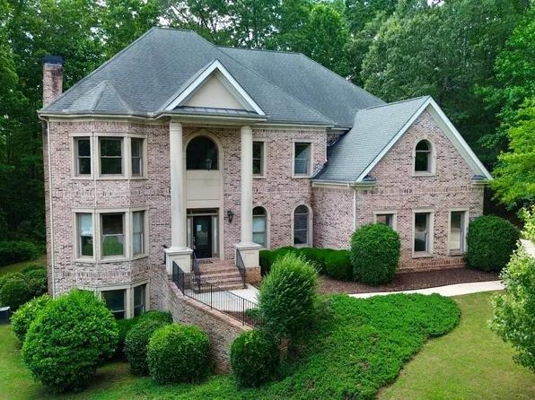 115 Robinwood Ct, Fayetteville, GA 30214
