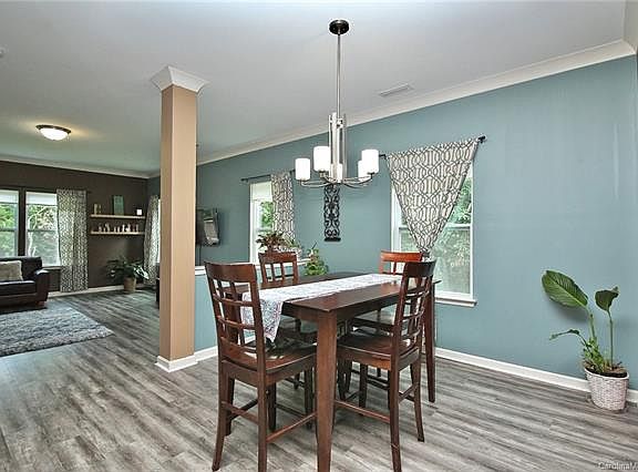5th image of 7024 Friar Tuck Ln