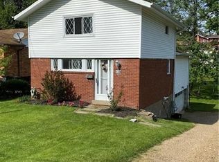 138 Queenston Dr, Pittsburgh, PA 15235