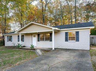 6513 Grayson Dr, Benton, AR 72019