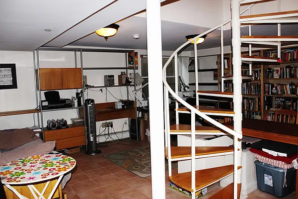 Rented by Doug McElhone LLC | media 35