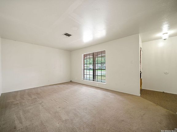 5th image of 8280 Ventura Blvd