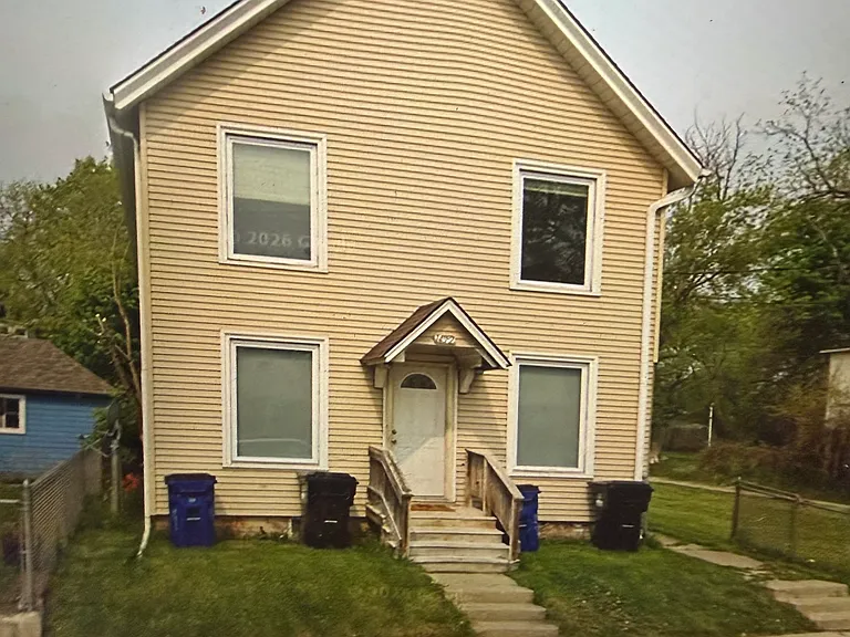1412 Geneva St #4 — Photo 1