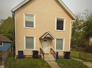 1412 Geneva St #4, Racine, WI 53404