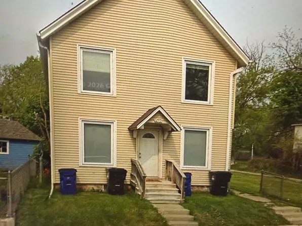 1412 Geneva St #4, Racine, WI 53404