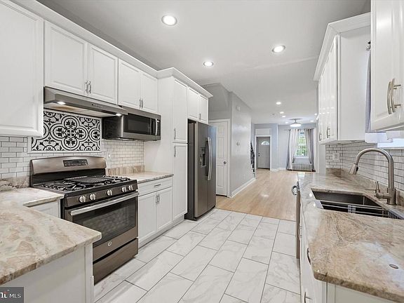 3rd image of 4001 Ogden St
