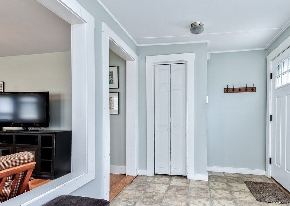 76 Hastings St, Framingham, MA 01701 Zillow