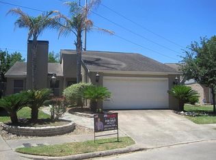 5455 Oakhaven Ln, Houston, TX 77091